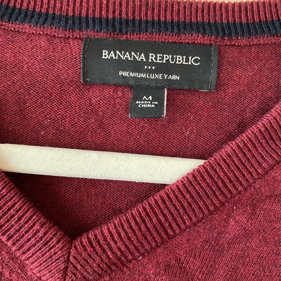 Banana Republic Men’s Sweater Burgundy Size Medium - Picture 3 of 6
